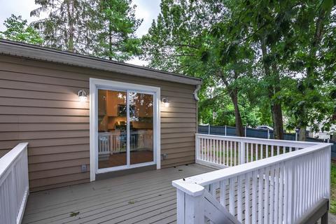 176 D St, Dracut, MA 01826 photo 8