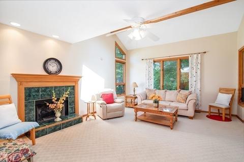 27 Bunker Cir, East Longmeadow, MA 01028 photo 7