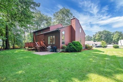 27 Bunker Cir, East Longmeadow, MA 01028 photo 39
