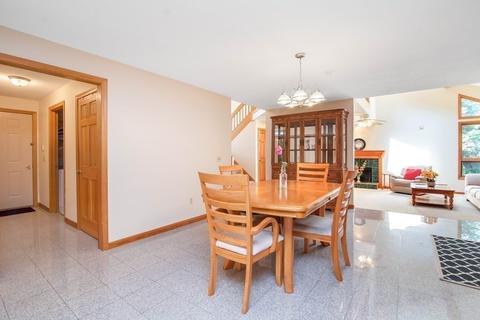 27 Bunker Cir, East Longmeadow, MA 01028 photo 15