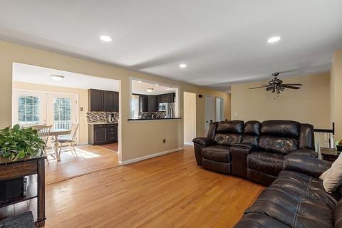 49 Willard St, Ayer, MA 01432 photo 7