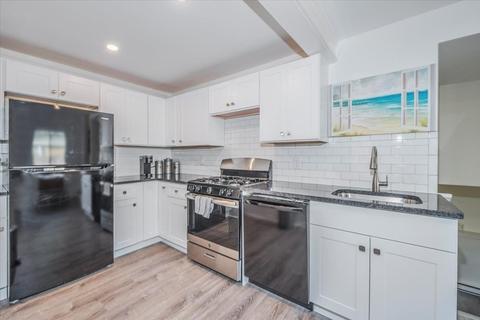15 Shore Ave, Wareham, MA 02571 photo 9