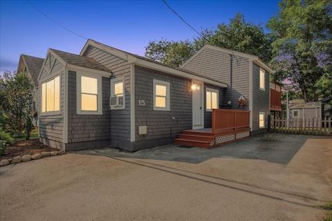 15 Shore Ave, Wareham, MA 02571 photo 1