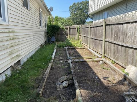 129 Elmore Ave, Springfield, MA 01119 photo 7