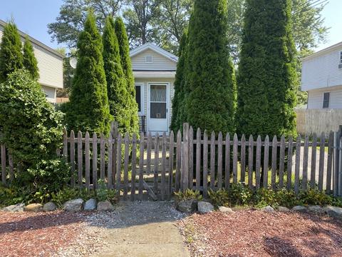 129 Elmore Ave, Springfield, MA 01119 photo 2