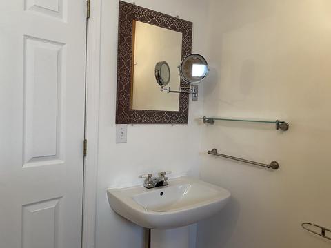 129 Elmore Ave, Springfield, MA 01119 photo 23
