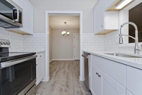 22 Maple Crest Cir #E, Holyoke, MA 01040 photo 11