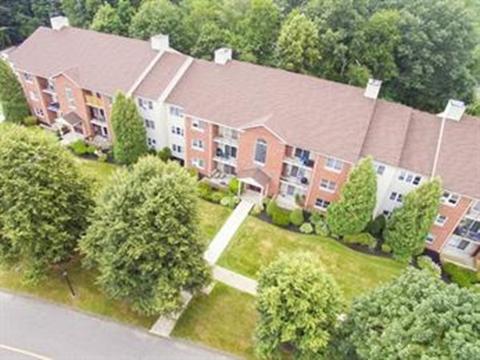 22 Maple Crest Cir #E, Holyoke, MA 01040 photo 3