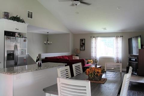 991 School St, Webster, MA 01570 photo 6