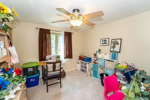 145 Overlook Dr, Raynham, MA 02767 photo 17