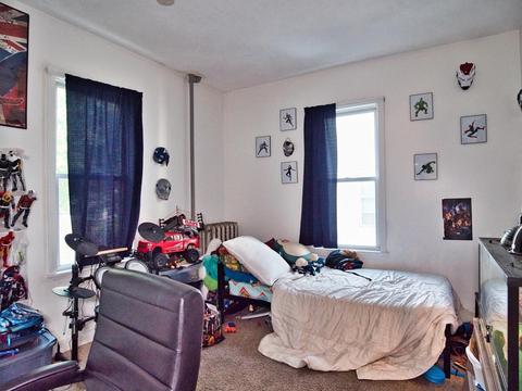 22 Lyon, Fall River, MA 02721 photo 3
