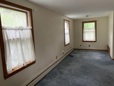 29 Endicott St, Springfield, MA 01118 photo 12