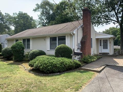 29 Endicott St, Springfield, MA 01118 photo 1