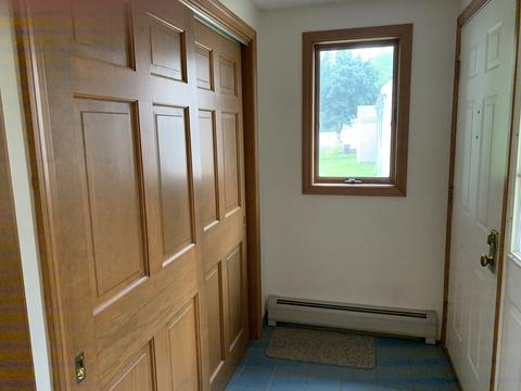 29 Endicott St, Springfield, MA 01118 photo 9
