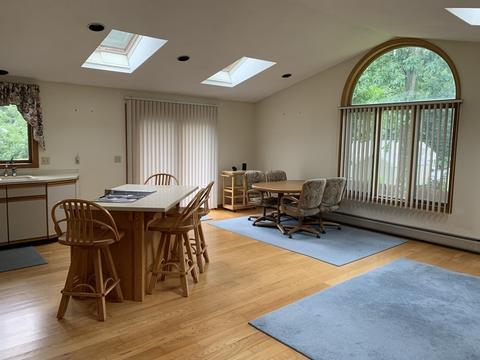 29 Endicott St, Springfield, MA 01118 photo 6