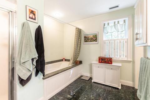154 Laurel Dr, Needham, MA 02492 photo 25
