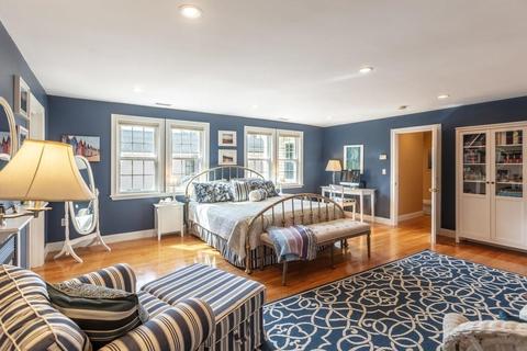 154 Laurel Dr, Needham, MA 02492 photo 21