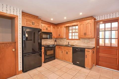 13 Marilyn Dr, Canton, MA 02021 photo 5