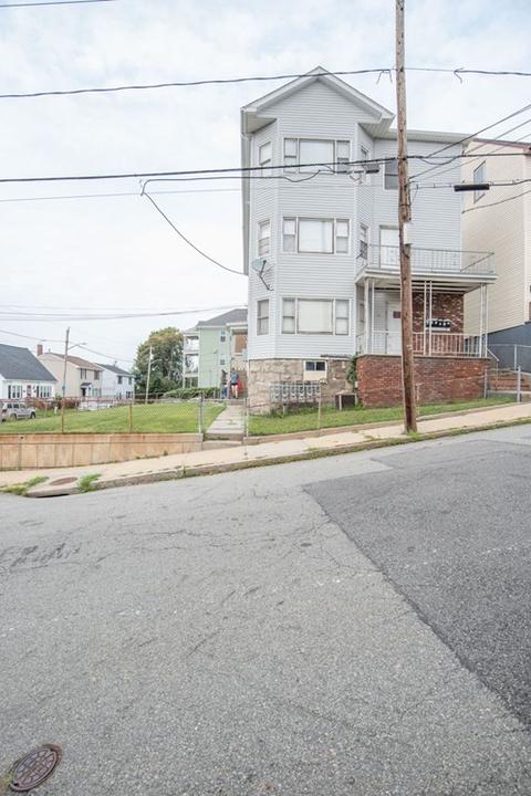 94 Langley St, Fall River, MA 02720 photo 3
