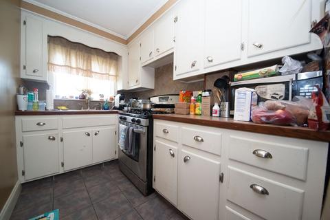 32 Brayton Ave, Fall River, MA 02721 photo 22