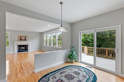 33 Howarth Dr, Upton, MA 01568 photo 16