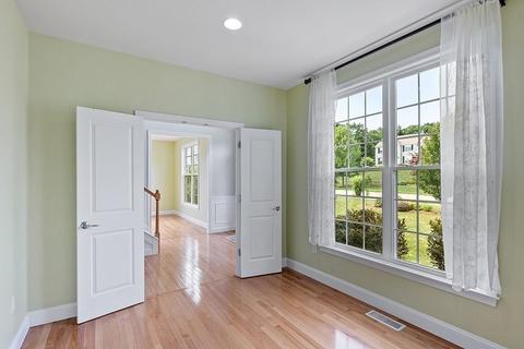 33 Howarth Dr, Upton, MA 01568 photo 6