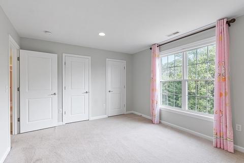 33 Howarth Dr, Upton, MA 01568 photo 30