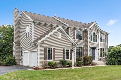 33 Howarth Dr, Upton, MA 01568 photo 4