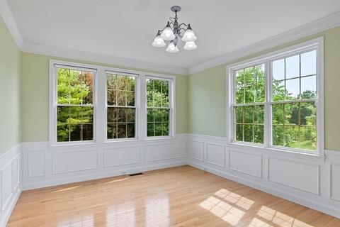 33 Howarth Dr, Upton, MA 01568 photo 9
