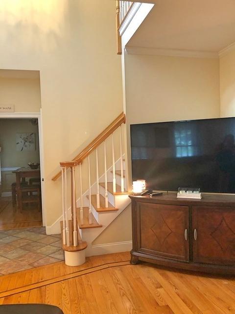 140 Joy St, Chicopee, MA 01013 photo 4