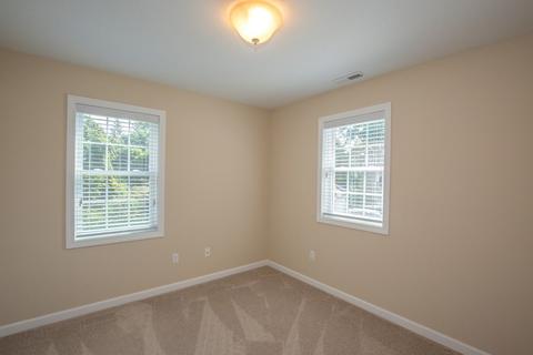 14 Dianna Dr, Springfield, MA 01104 photo 21