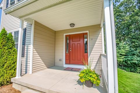 14 Dianna Dr, Springfield, MA 01104 photo 2