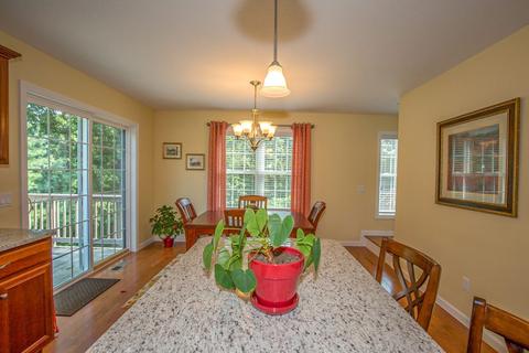 14 Dianna Dr, Springfield, MA 01104 photo 15