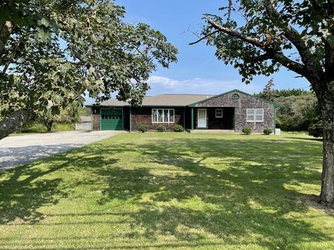 306 W Main Rd, Little Compton, RI 02837 photo 2