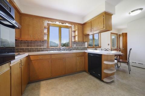 306 W Main Rd, Little Compton, RI 02837 photo 11