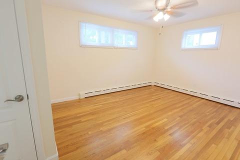 81 Coolidge, Fall River, MA 02720 photo 13