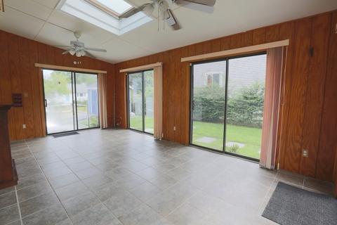 81 Coolidge, Fall River, MA 02720 photo 20