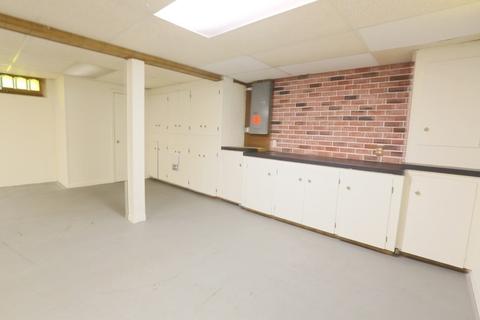 81 Coolidge, Fall River, MA 02720 photo 23