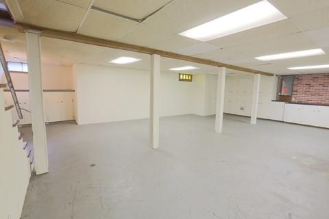 81 Coolidge, Fall River, MA 02720 photo 22