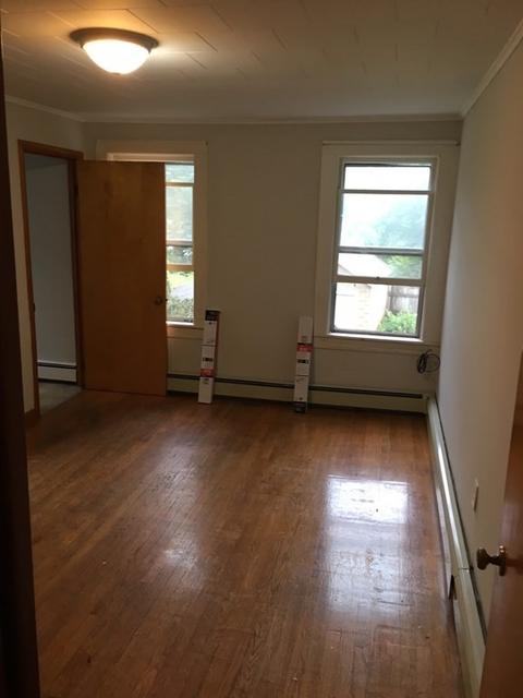 31 Williams St, Ware, MA 01082 photo 8