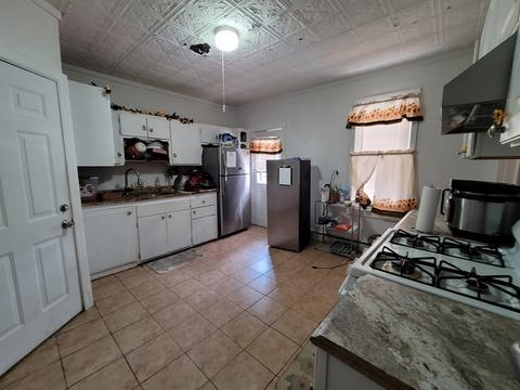 403 Wilbraham Rd, Springfield, MA 01109 photo 6