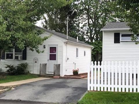 178 Dickinson St, Fall River, MA 02721 photo 3