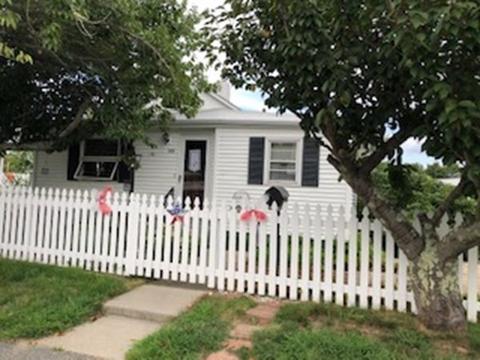 178 Dickinson St, Fall River, MA 02721 photo 1