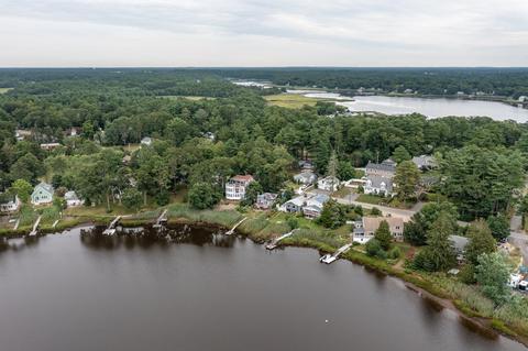 25 Rose Pt Ave, Wareham, MA 02576 photo 6