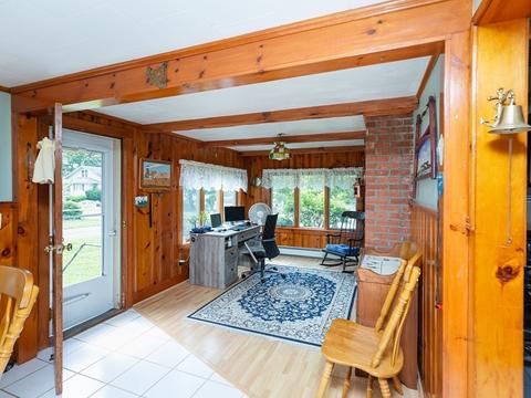 16 Chestnut St, Wareham, MA 02571 photo 9