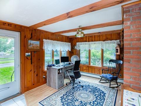 16 Chestnut St, Wareham, MA 02571 photo 4