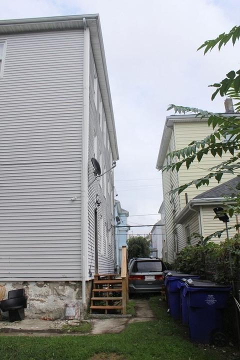 75 Flint, Fall River, MA 02723 photo 9