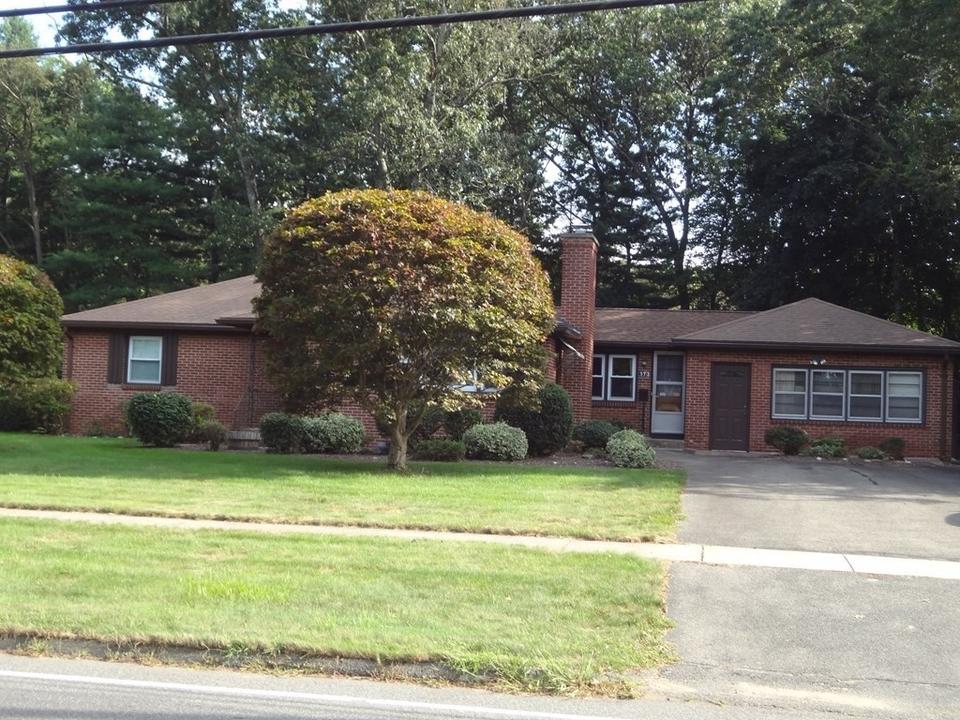 173 Wolf Swamp Rd, Longmeadow, MA 01106 22 Photos MLS 72888606