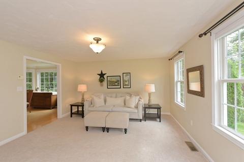 88 Milford St, Upton, MA 01568 photo 6