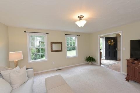 88 Milford St, Upton, MA 01568 photo 8